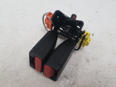 VOLVO S60 SEAT BELT STALK (PASSENGER SIDE REAR) 616050600, 31250658 2010-2015 VOLVO S60 SEAT BELT STALK (PASSENGER SIDE REAR) 616050600, 31250658 2010-2015 2010,2011,2012,2013,2014,2015VOLVO S60 SEAT BELT STALK (PASSENGER SIDE REAR) 616050600, 31250658 2010-2015 616050600, 31250658 GOOD