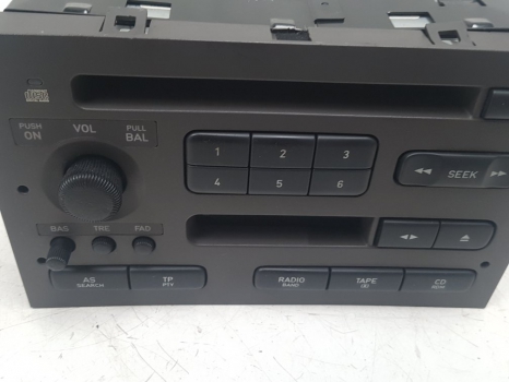 SAAB 9-5 AERO HOT E3 4 DOHC RADIO CD CASSETTE PLAYER 5038120, 5374632 2001-2009 2001,2002,2003,2004,2005,2006,2007,2008,2009SAAB 9-5 95 1998-2004 RADIO CD CASSETTE PLAYER 5038120 5374632 5038120, 5374632     GOOD