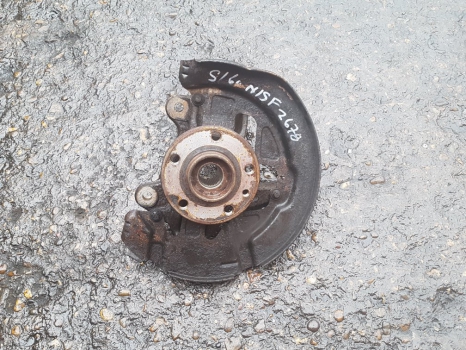 VOLVO S60 V60 LH FRONT HUB KNUCKLE (UK PASSENGER SIDE) 31201285 2014-2018 VOLVO S60 D2 SE LUXURY NAV E5 4 SOHC HUB WITH ABS (FRONT PASSENGER SIDE) 31201285 2011-2018 2011,2012,2013,2014,2015,2016,2017,2018VOLVO S60 V60 LH FRONT HUB KNUCKLE (UK PASSENGER SIDE) 31201285 2014-2018 31201285 GOOD