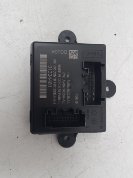 VOLVO S60 D3 SE LUXURY E5 5 DOHC DOOR CONTROL MODULE (DRIVER SIDE FRONT) 31334481, AV6N14C235BB 2010-2014 2010,2011,2012,2013,2014VOLVO S60 V60 DOOR CONTROL MODULE 31334481, AV6N14C235BB  31334481, AV6N14C235BB     GOOD