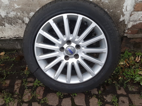 VOLVO S80 SE A ALLOY WHEEL - SINGLE 30666082 REGOR 2006-2011 2006,2007,2008,2009,2010,2011VOLVO V70 S80 2007-2015 17 INCH REGOR 30666082 ALLOY WHEEL  30666082 REGOR     GOOD