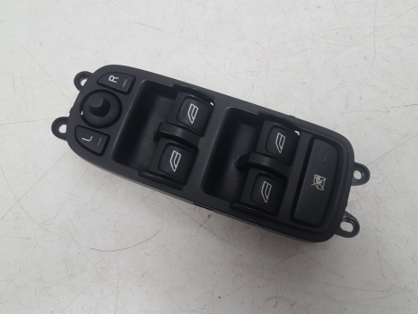 #24725 VOLVO S40 SPORT D5 SALOON 4 DOORS 2006-2010 ELECTRIC WINDOW SWITCH (FRONT DRIVER SIDE) 2006,2007,2008,2009,2010VOLVO V50 S40 07-10 RH UK DRIVERS DOOR ELECTRIC WINDOW / MIRROR SWITCH 30773210 30773210     GOOD