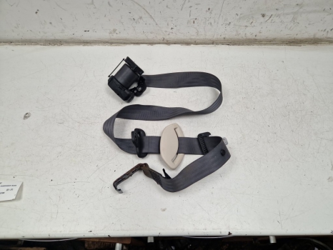 SAAB 9-5 AERO HOT E3 4 DOHC SEAT BELT - PASSENGER REAR 5012588 1998-2004 1998,1999,2000,2001,2002,2003,2004SAAB 9-5 ESTATE LH REAR SEAT BELT - UK PASSENGER REAR 5012588 1998-2004 5012588     GOOD