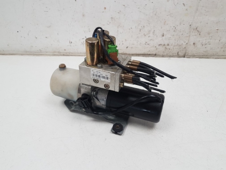 SAAB 9-3 LINEAR T E3 4 DOHC ELECTRIC ROOF MOTOR 12211070000, 1 221 107 0000 2003-2007 2003,2004,2005,2006,2007SAAB 9-3 CONVERTIBLE ROOF PUMP 2003 - 2011 ELECTRIC ROOF MOTOR 12211070000 12211070000, 1 221 107 0000     GOOD