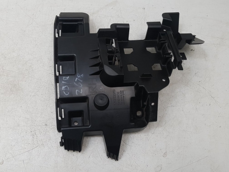 VOLVO S60 D2 SE LUXURY NAV E5 4 SOHC BUMPER BRACKET (DRIVERS SIDE REAR) 31323838 2014-2018 2014,2015,2016,2017,2018VOLVO S60 D2 BUMPER BRACKET (DRIVERS SIDE REAR) 31323838 2014-2018 31323838     GOOD