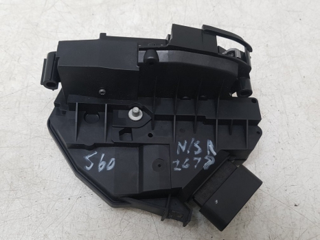 VOLVO S60 D2 SE LUXURY NAV E5 4 SOHC DOOR LOCK MECH (REAR PASSENGER SIDE) 31301743, 40814141239142 2014-2018 2014,2015,2016,2017,2018VOLVO S60  DOOR LOCK MECH (REAR PASSENGER SIDE) 31301743 2014-2018 31301743, 40814141239142     GOOD