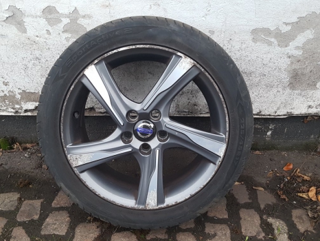 VOLVO V40 D2 R-DESIGN NAV E5 4 SOHC ALLOY WHEEL - SINGLE 31423521, IXION, 17 INCH 2012-2016 2012,2013,2014,2015,2016VOLVO V40 ALLOY WHEEL 2012-2017 - 17 INCH R-DESIGN FITS S60 V60 31423521 31423521, IXION, 17 INCH     GOOD