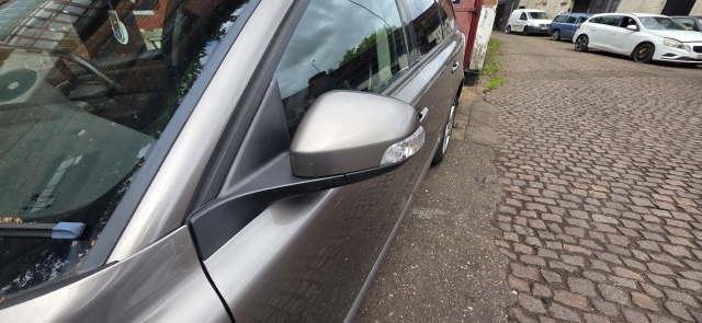 VOLVO V70 S80 LH DOOR MIRROR - ELECTRIC POWERFOLDING(UK PASSENGER SIDE) 08-13 VOLVO V70 D SE E4 5 DOHC DOOR MIRROR - ELECTRIC (PASSENGER SIDE) 2007-2010 2007,2008,2009,2010VOLVO V70 S80 LH DOOR MIRROR - ELECTRIC POWERFOLDING(UK PASSENGER SIDE) 08-13 POWER-FOLD MEMORY GOOD