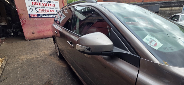 VOLVO V70 S80 RH WING MIRROR / ELECTRIC POWERFOLD 472 OYSTER GREY PEARL VOLVO V70 D SE E4 5 DOHC DOOR MIRROR - ELECTRIC (DRIVER SIDE) 2007-2010 2007,2008,2009,2010VOLVO V70 S80 RH WING MIRROR / ELECTRIC POWERFOLD 472 OYSTER GREY PEARL GOOD