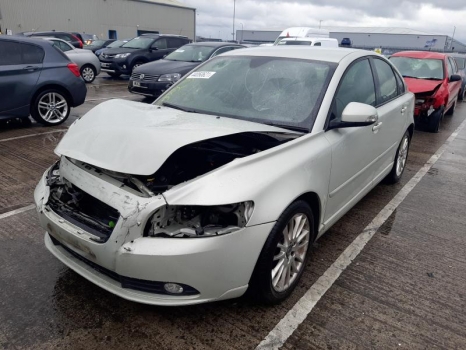 VOLVO S40 SE EDITION DRIVE S/S 2010-2012 BREAKING FOR SPARES  2010,2011,2012VOLVO S40 SE EDITION DRIVE S/S 2010-2012 BREAKING FOR SPARES       Used
