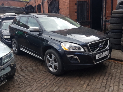 VOLVO XC60 R-DESIGN AWD D3 2008-2017 BREAKING FOR SPARES  2008,2009,2010,2011,2012,2013,2014,2015,2016,2017VOLVO XC60 R-DESIGN AWD D3 2008-2012 BREAKING FOR SPARES       Used