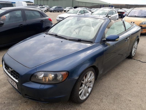 VOLVO C70 SE LUXURY D5 A 2006-2009 BREAKING FOR SPARES  2006,2007,2008,2009VOLVO C70 SE LUXURY D5 A 2006-2009 BREAKING FOR SPARES       Used