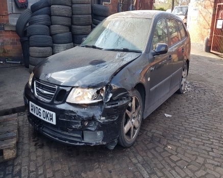 SAAB 9-3 DTH VECTOR SPORT E4 4 DOHC 2003-2006 BREAKING FOR SPARES  2003,2004,2005,2006SAAB 9-3 DTH VECTOR SPORT E4 4 DOHC 2003-2006 BREAKING FOR SPARES       Used