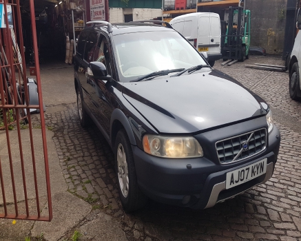 VOLVO XC70 SE D5 AUTO 2004-2007 BREAKING FOR SPARES  2004,2005,2006,2007VOLVO XC70 SE D5 AUTO 2004-2007 BREAKING FOR SPARES       Used