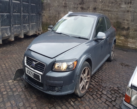 VOLVO C30 SE D 2006-2009 BREAKING FOR SPARES  2006,2007,2008,2009VOLVO C30 SE D 2006-2009 BREAKING FOR SPARES       Used