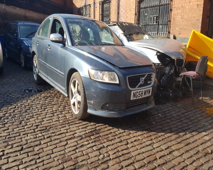 VOLVO S40 SPORT D5 2006-2010 BREAKING FOR SPARES  2006,2007,2008,2009,2010VOLVO S40 SPORT D5 2006-2010 BREAKING FOR SPARES       Used