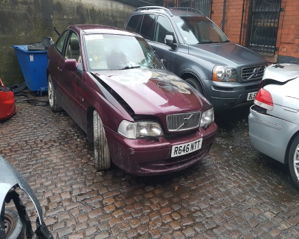 VOLVO C70 T5 GS E2 5 DOHC 1997-2002 BREAKING FOR SPARES  1997,1998,1999,2000,2001,2002      Used