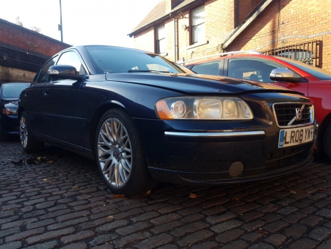 VOLVO S60 D5 SE SPORT E4 5 DOHC 2004-2009 BREAKING FOR SPARES  2004,2005,2006,2007,2008,2009      Used