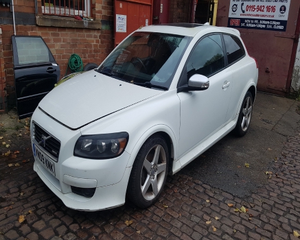 VOLVO C30 D SPORT E4 4 DOHC 2006-2009 BREAKING FOR SPARES  2006,2007,2008,2009      Used