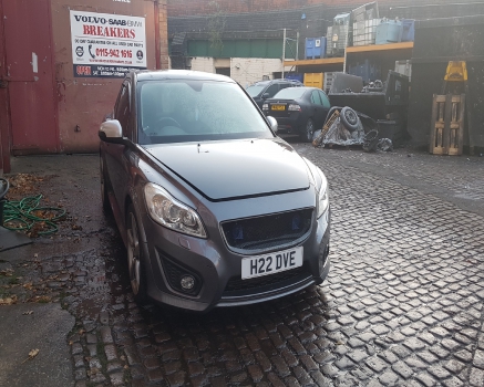 VOLVO C30 D R-DESIGN E4 4 DOHC 2006-2012 BREAKING FOR SPARES  2006,2007,2008,2009,2010,2011,2012      Used