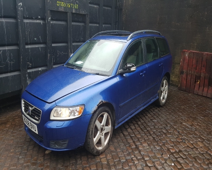 VOLVO V50 D5 SPORT E4 5 DOHC 2008-2012 BREAKING FOR SPARES  2008,2009,2010,2011,2012      Used
