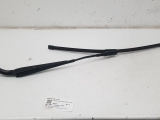 VOLVO V70 SE D5 E4 5 DOHC FRONT WIPER ARM (DRIVER SIDE) 30697574 2005-2008 2005,2006,2007,2008VOLVO S60 V70 XC70 00-2007 RH UK O/S/F DRIVERS FRONT WIPER ARM   30697574 30697574     GOOD