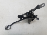 VOLVO C30 R-DESIGN LUXURY E5 4 DOHC CLUTCH PEDAL 31341664 2006-2013 2006,2007,2008,2009,2010,2011,2012,2013VOLVO C30 R DESIGN 2010-2015 CLUTCH PEDAL 31341664     GOOD