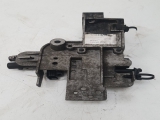 VOLVO V50 BRACKET HOLDER 31293427 2008-2012 2008,2009,2010,2011,2012VOLVO V50 TURBO CONTROL VALVE BRACKET HOLDER 31293427 2008-2012 V70 S80  31293427     GOOD