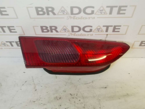 ALFA ROMEO 156 2.5 V6 1997-2000 REAR/TAIL LIGHT ON BOOTLID (PASSENGER SIDE)