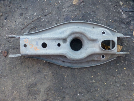 BMW 118D SE 5 DOOR 2004-2011 2.0 LOWER ARM/WISHBONE (REAR DRIVER SIDE)