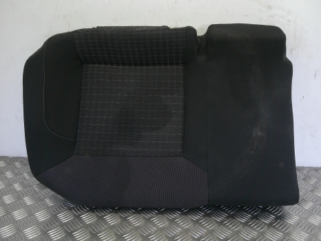 VOLKSWAGEN POLO SE 2014-2017 REAR SEAT BASE (DRIVER SIDE)