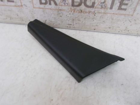 FIAT SEDICI 2006-2009 FRONT TRIANGLE COVER (PASSENGER SIDE)