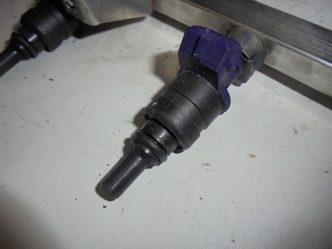 BMW Z4 2003-2006 3.0 INJECTOR (PETROL)