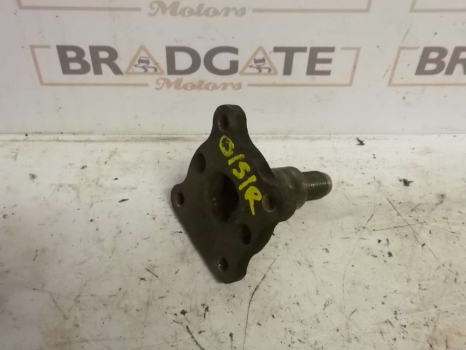 FORD FIESTA 1995-1999 STUB AXLE - DRIVER REAR