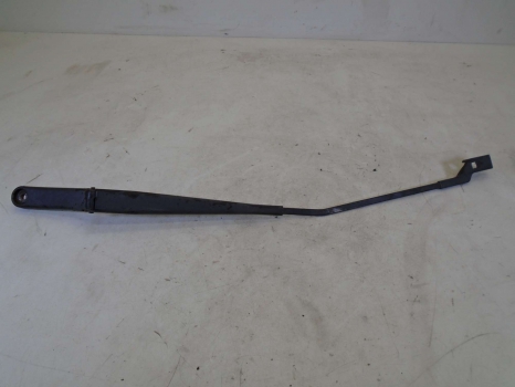 VOLKSWAGEN GOLF 5 DOOR 2004-2008 1896 FRONT WIPER ARM (PASSENGER SIDE)