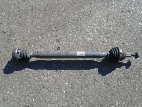 VOLKSWAGEN GOLF 5 DOOR 2009-2012 1390 DRIVESHAFT - DRIVER FRONT (ABS)