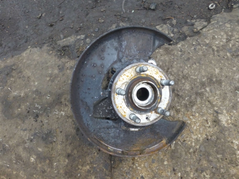VAUXHALL INSIGNIA 2009-2013 STUB AXLE - DRIVER FRONT