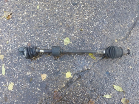 FIAT PUNTO 2003-2006 1.2 DRIVESHAFT - DRIVER FRONT (ABS)