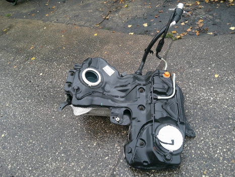 AUDI A5 QUATTRO 2012-2015 1984 FUEL TANK PETROL