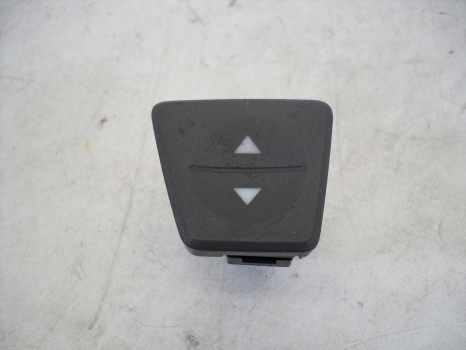 FIAT PANDA 2003-2011 ELECTRIC WINDOW SWITCH (FRONT PASSENGER SIDE)