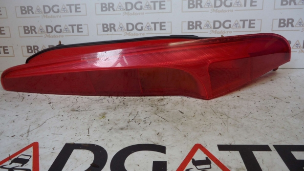 FIAT PUNTO 1999-2003 REAR/TAIL LIGHT (DRIVER SIDE)