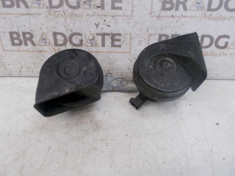 VAUXHALL CORSA D 2006-2011 PAIR OF HORNS 