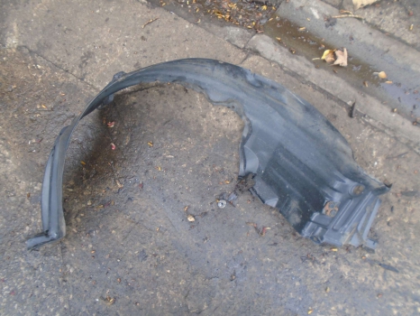 NISSAN ALMERA SE 2000-2006 INNER WING/ARCH LINER (FRONT DRIVER SIDE)