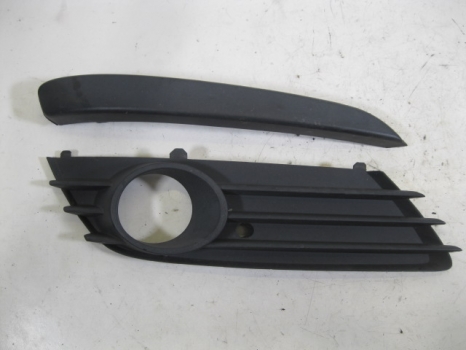 VAUXHALL ASTRA 2004-2009 BUMPER TRIMS DRIVERS SIDE