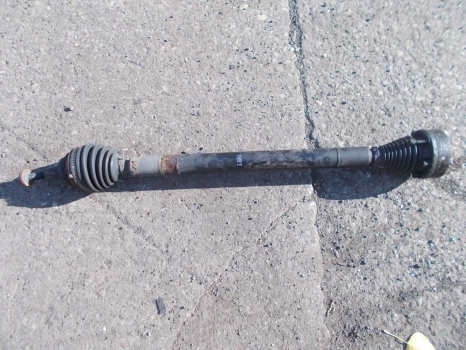 VOLKSWAGEN TOURAN MPV 2007-2010 1896 DRIVESHAFT - DRIVER FRONT (ABS)