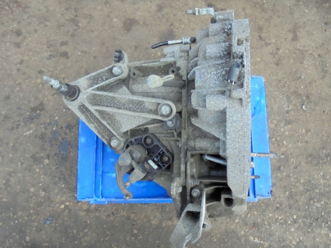 RENAULT SCENIC 2003-2008 1.6 GEARBOX - MANUAL