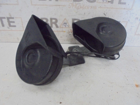 FORD FOCUS 2005-2007 TWIN HORN 