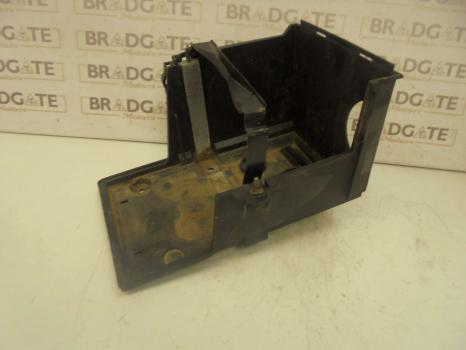 FORD FOCUS 2005-2007 BATTERY TRAY