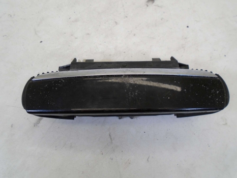 AUDI A3 TDI 2009-2013 DOOR HANDLE - BASE (REAR DRIVER SIDE) 