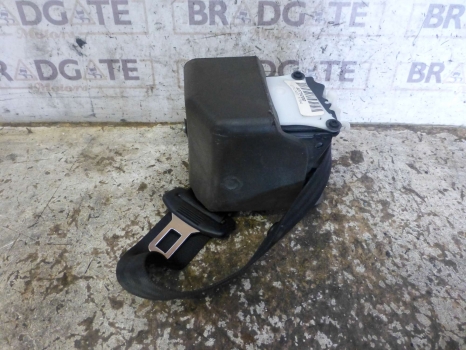 AUDI A4 SPORT 2000-2004 2.0 REAR SEAT BELT - DRIVER OR PASSENGER SIDE (NOT HANDED)